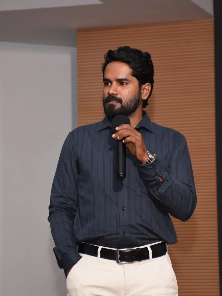 Mr. Dinesh Paranthagan